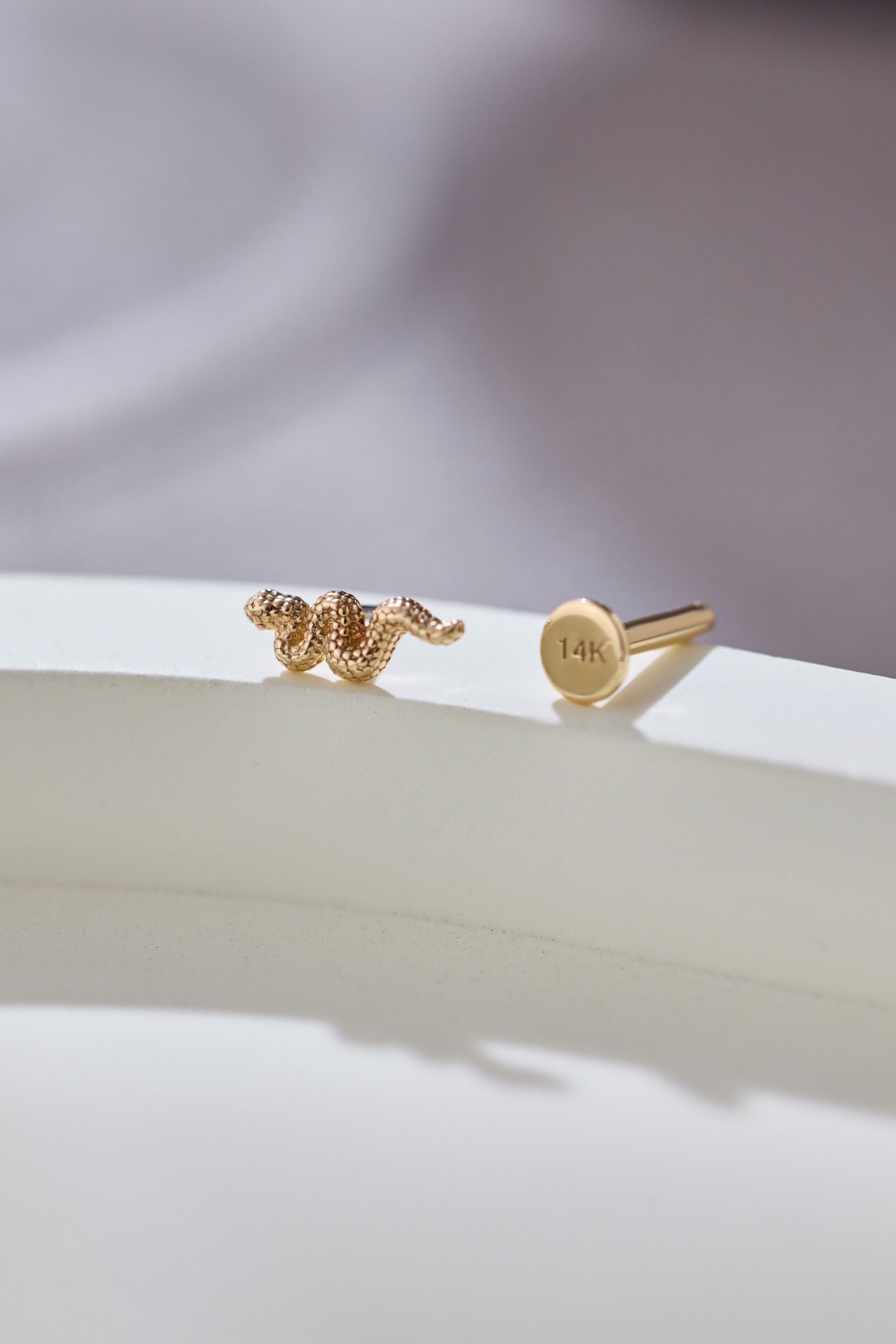 14K Gold Serpent Motif Threadless Piercing