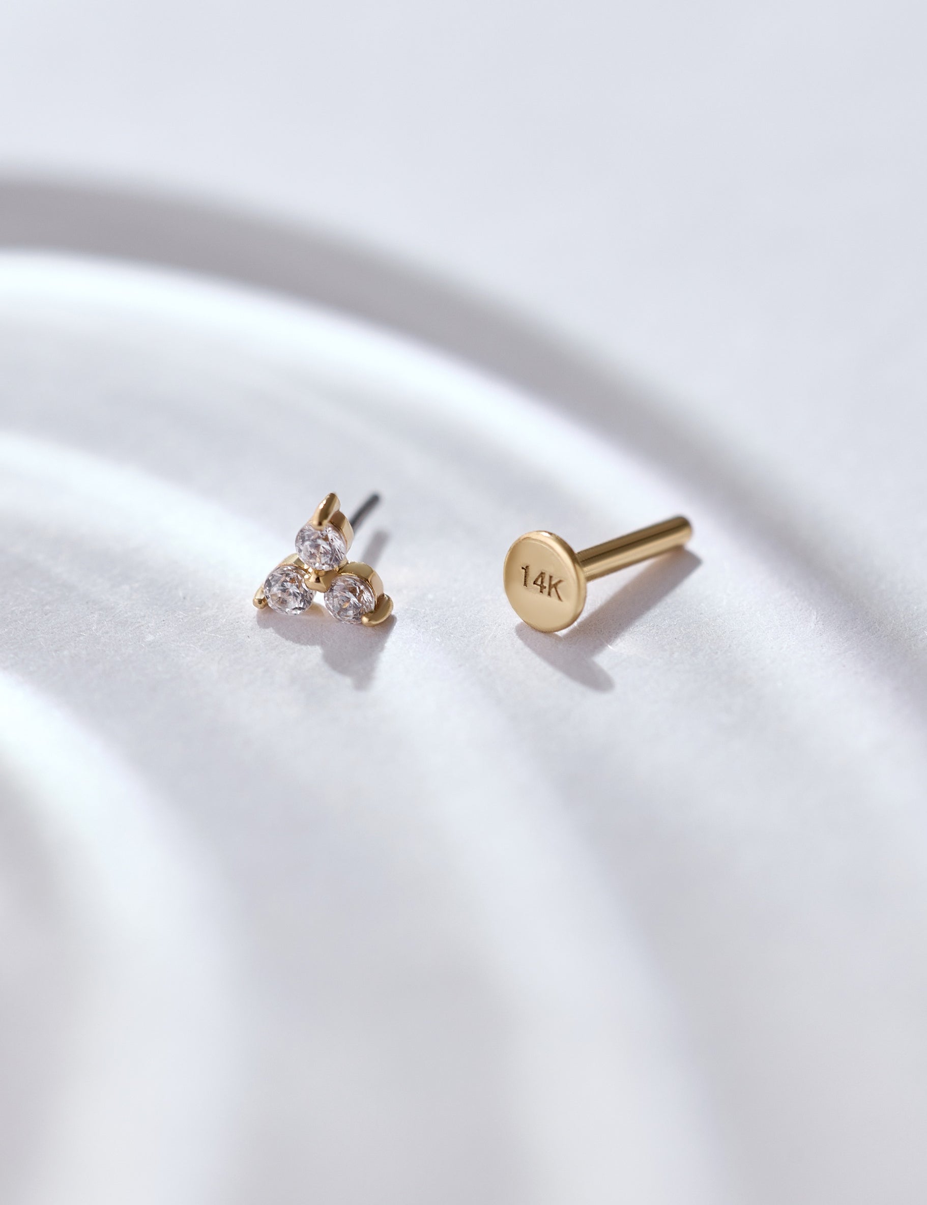 14K Gold Trio Crystal Threadless Piercing