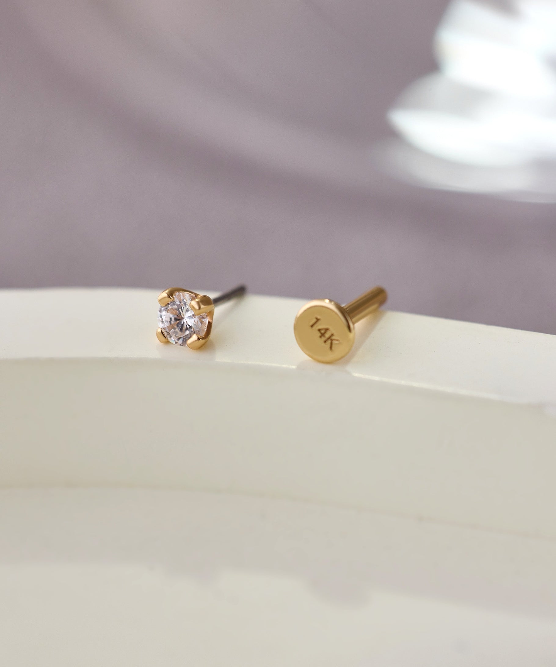 14K Gold Solitaire Gem Threadless 2.5mm Piercing