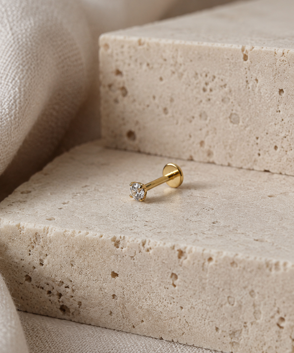 Titanium PVD Gold Solitaire Gem Threaded 2.5mm Piercing