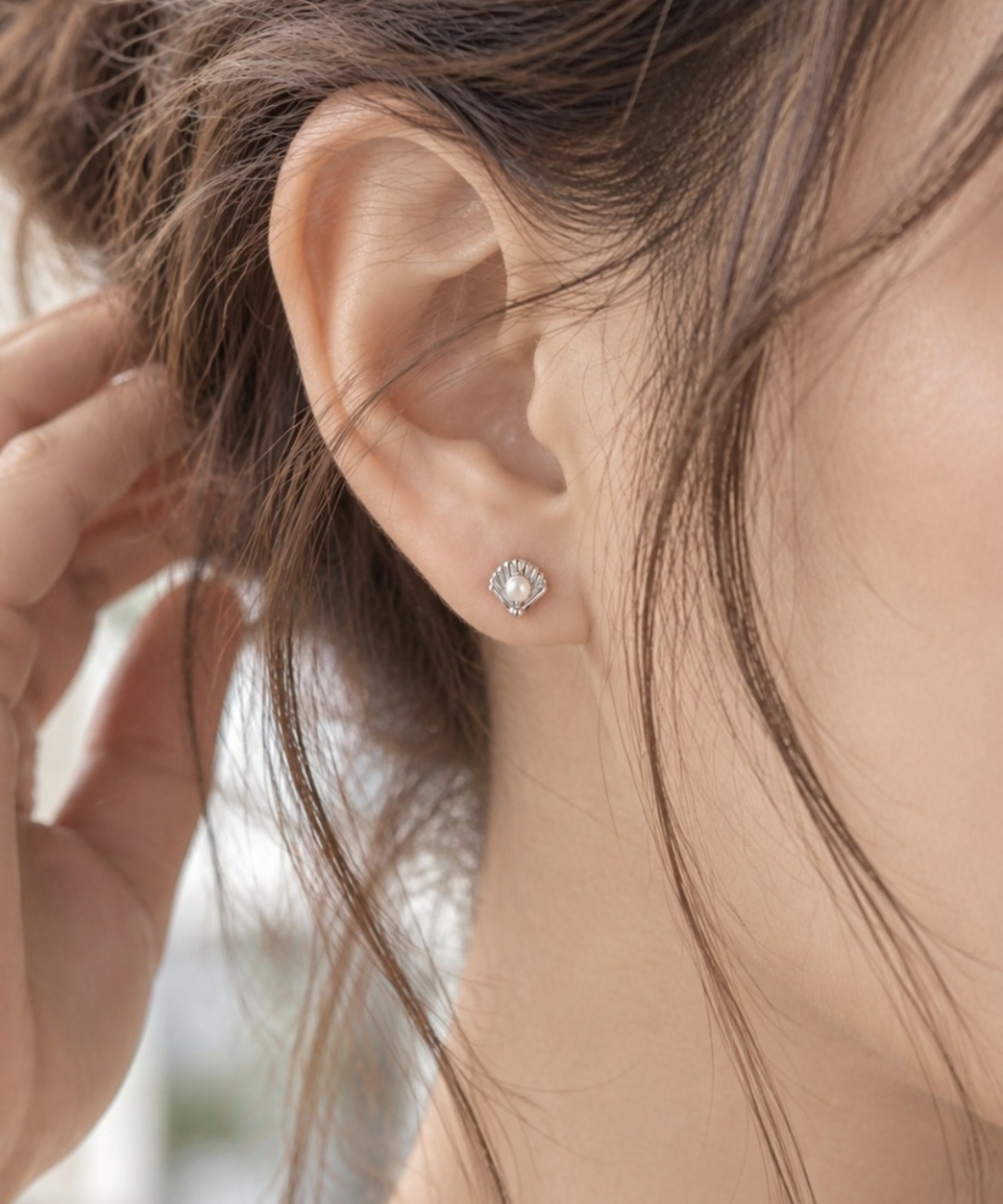 Titanium Pearl Haven Threaded Piercing
