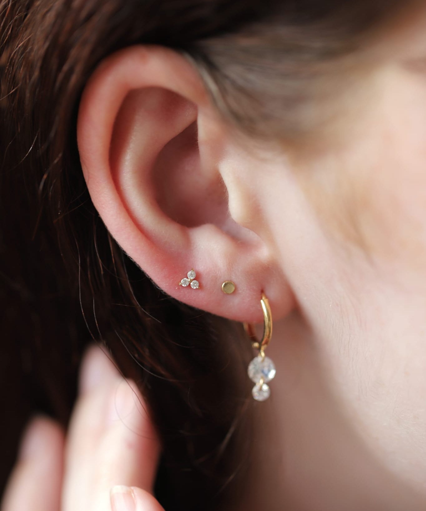 14K Gold Trio Crystal Threadless Piercing