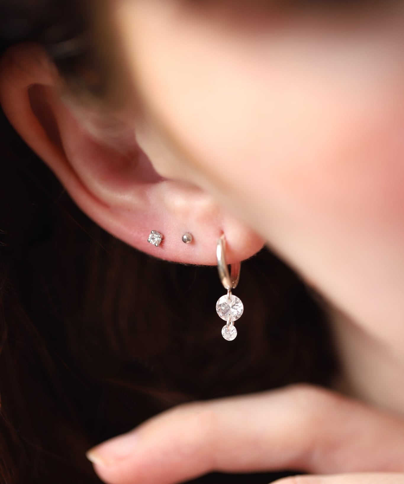 14K White Gold Solitaire Gem Threadless 2.5mm Piercing
