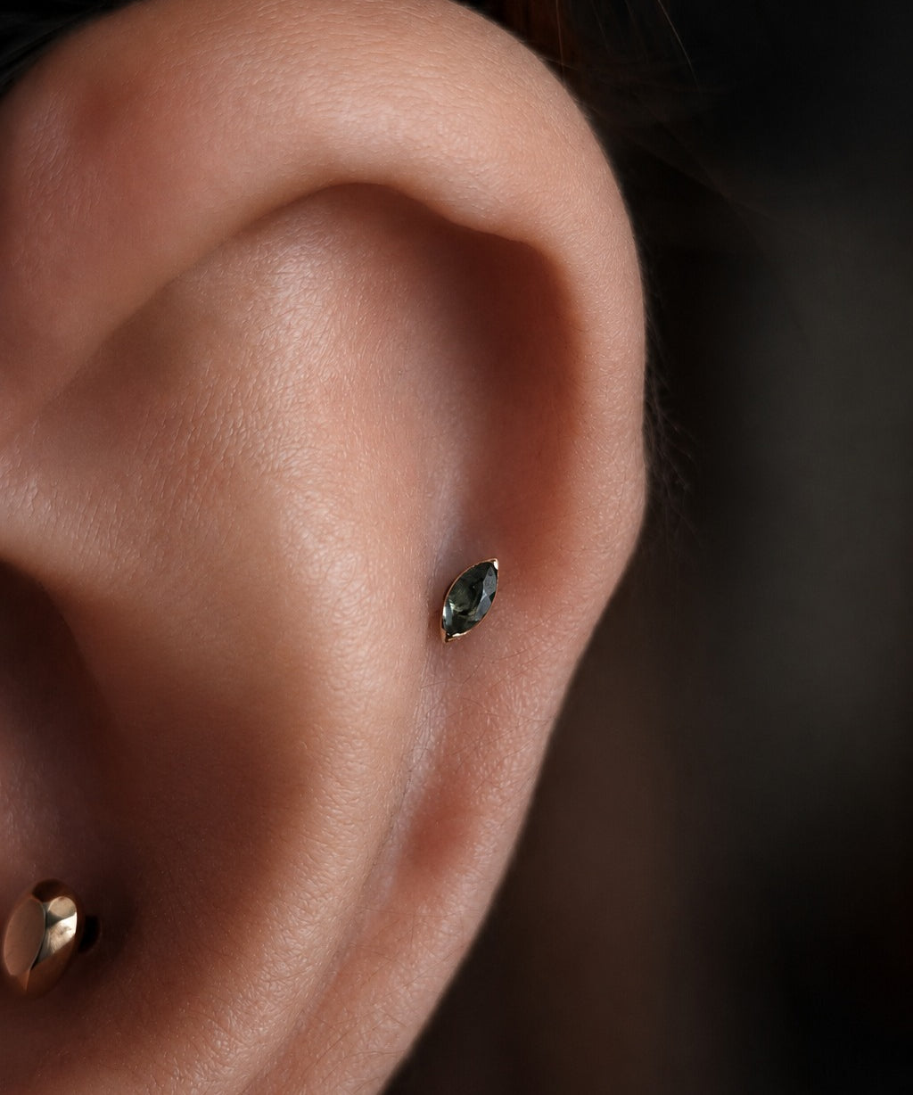 14K Gold Green Moss Agate Marquise-Shaped Threadless Piercing